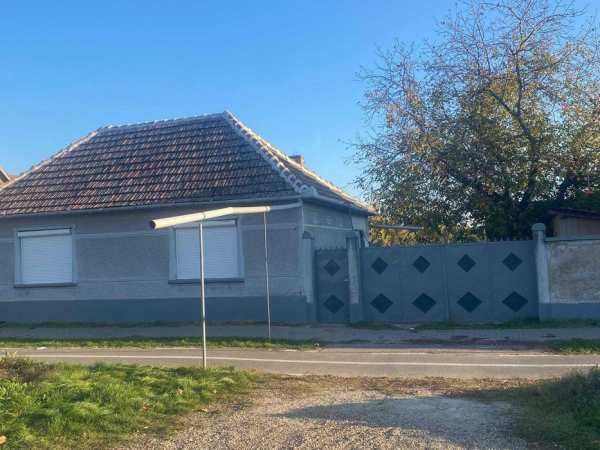 Casă de vânzare in Semlac