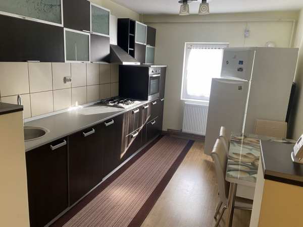 Apartament 2 camere ,et 1 zona Episcopie