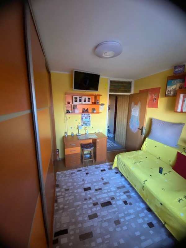 Vand apartament  cu 2 camere,Constanta km 5