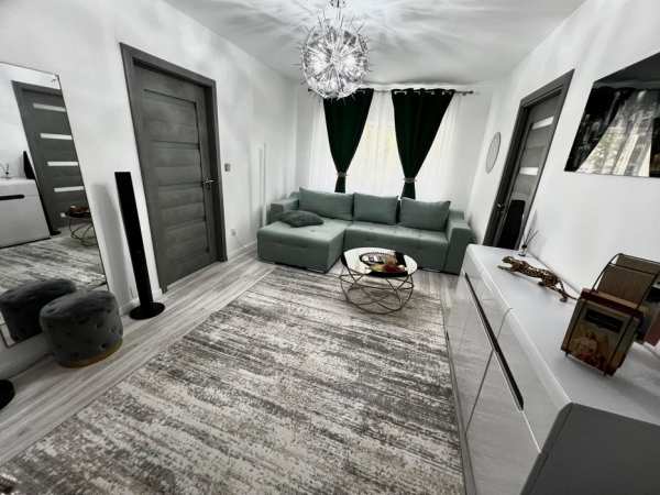 Vand Apartament 2 camere OMW - Milea