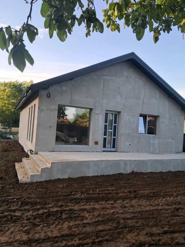 Casa de vânzare!