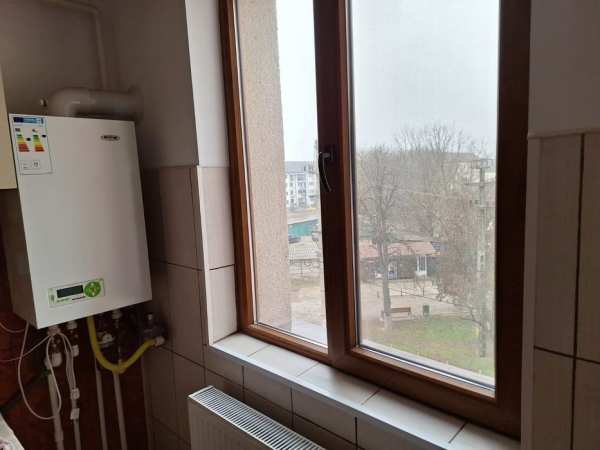 2 camere, Roșiori, Aleea CFR, parc