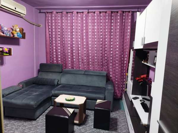 Vand Garsoniera Zahana