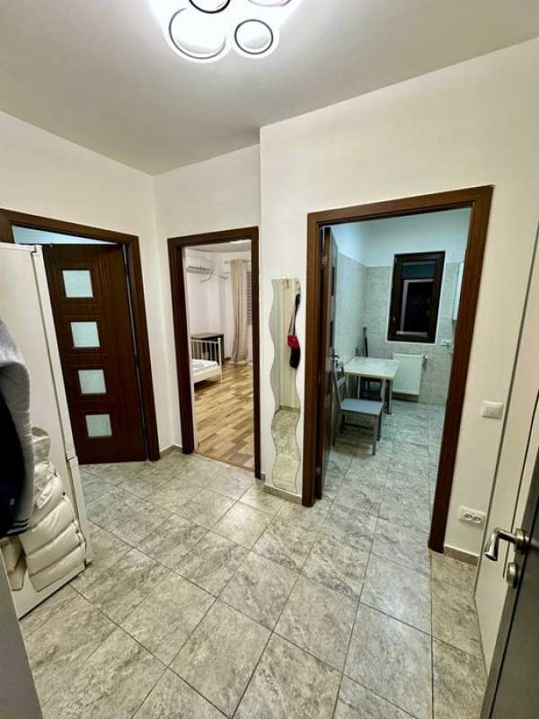 Particular, inchiriez garsoniera spatioasa, parcare, Bd Metalurgiei