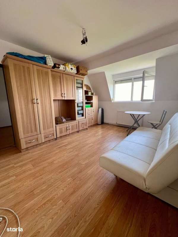 Apartament 3 camere la 7 min de Centru