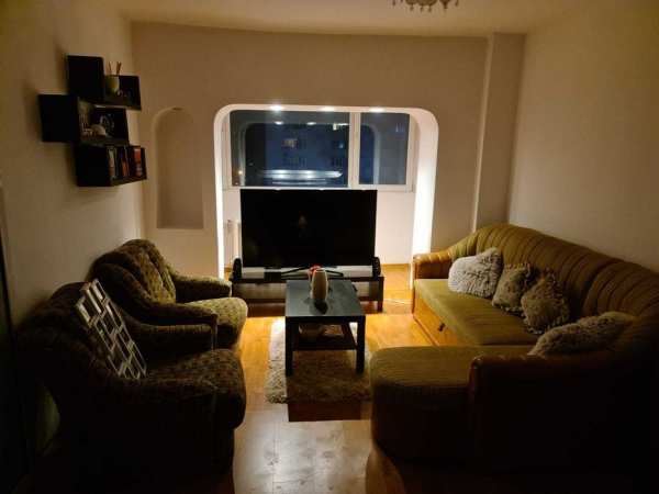 Apartament cu 3 camere în Nicolina 2, Selgros, Persoana fizica