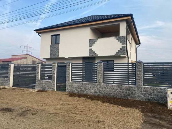 Casa de vânzare!