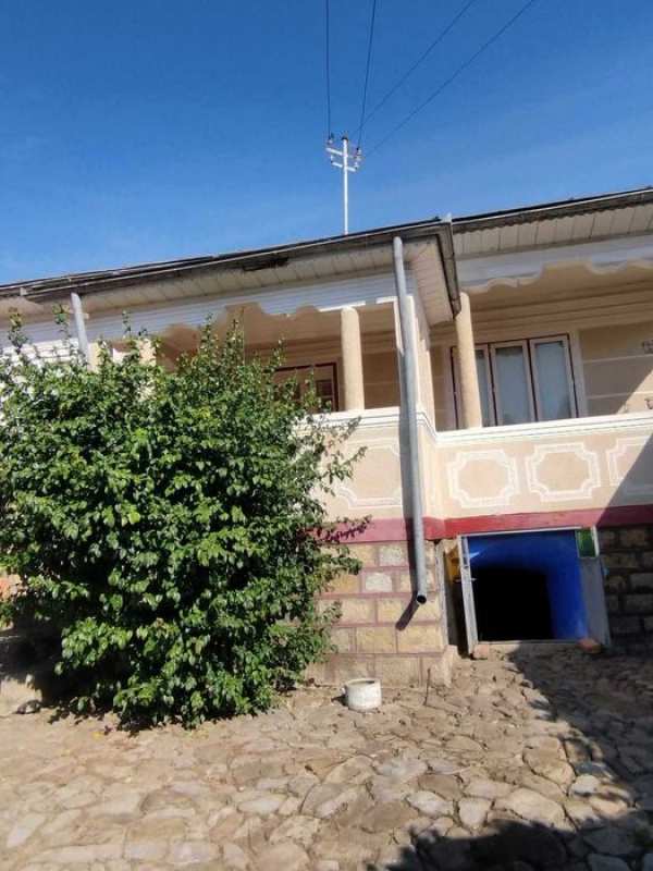 Vand casa in com. Soveja jud. Vrancea