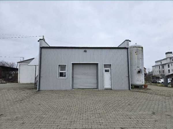 Inchiriez doua hale industriale