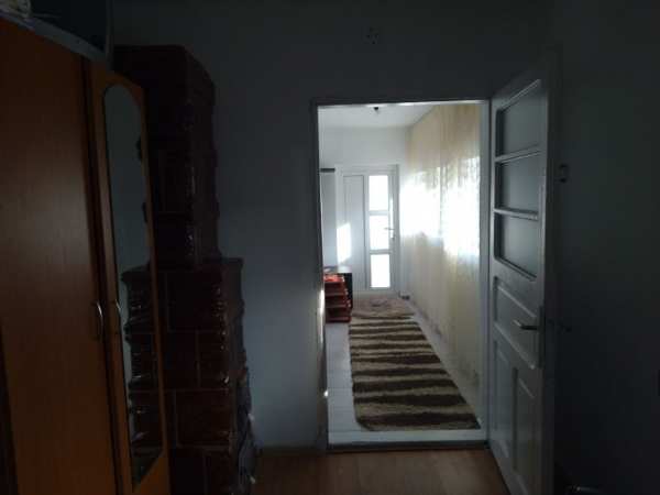 Inchiriere casa.