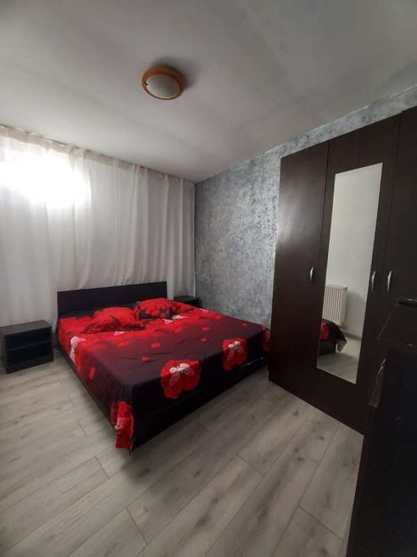 Casă de închiriat în zona centrală