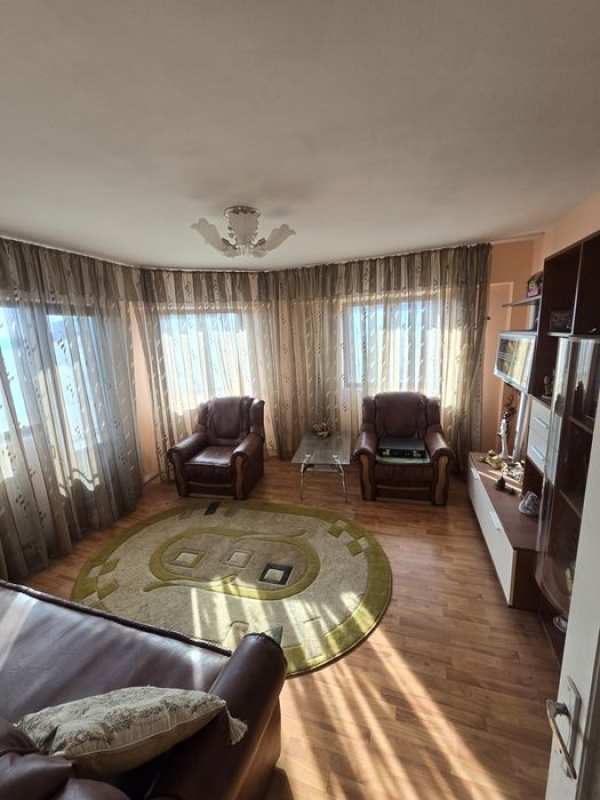 Apartament de vanzare, 4 camere