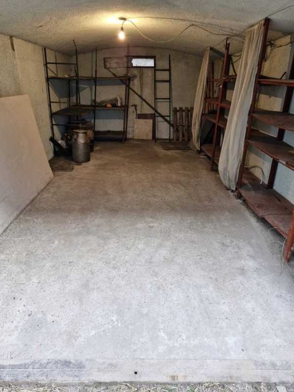 Garaj Privat De Inchiriat 15mp, Str 22 Decembrie