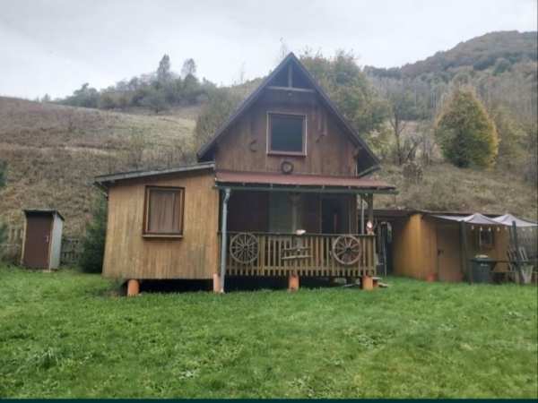 Cabană Cheile Intregalde jud Alba 53000euro