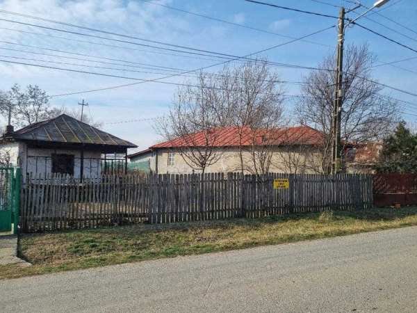 Teren intravilan 2278 mp de vanzare in comuna Puchenii Mari