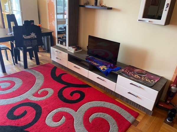 Inchiriez 3 camere penthause ARED R1