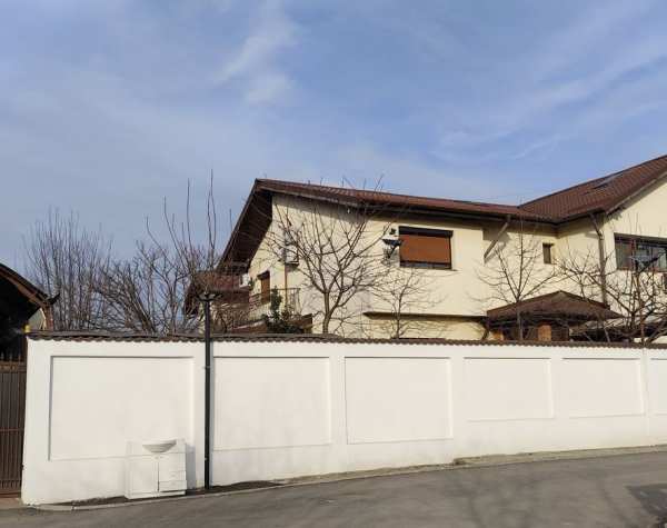 Vand casa vila Dobroesti, str Caisului, P+1+M
