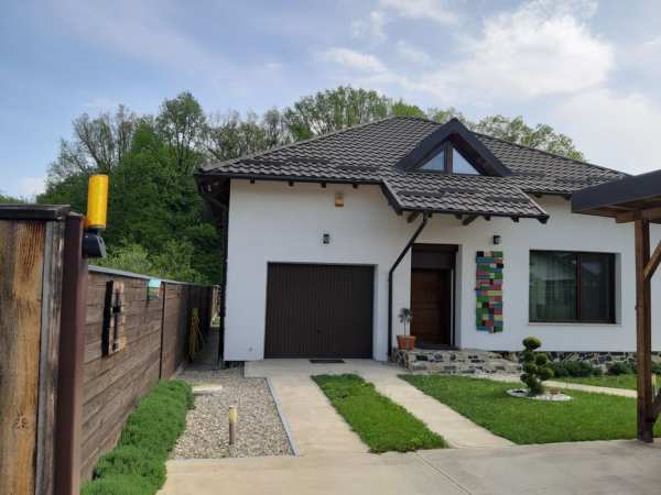 Vand casa Pitesti