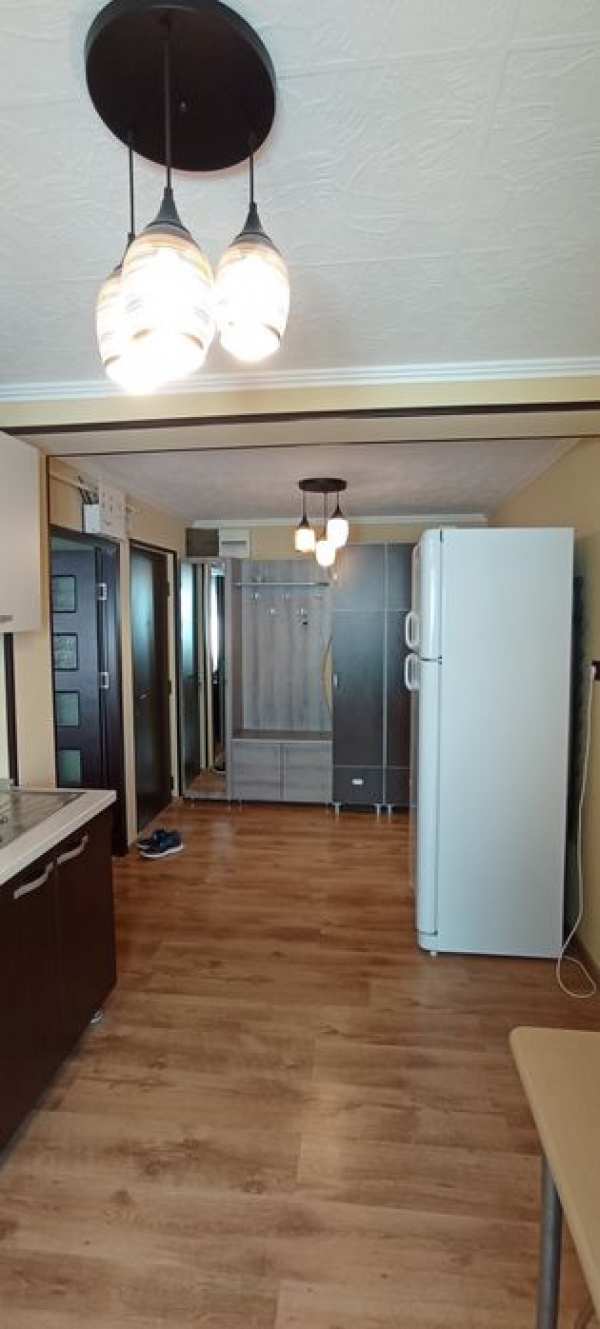 Ofer spre închiriere apartamen2 camere