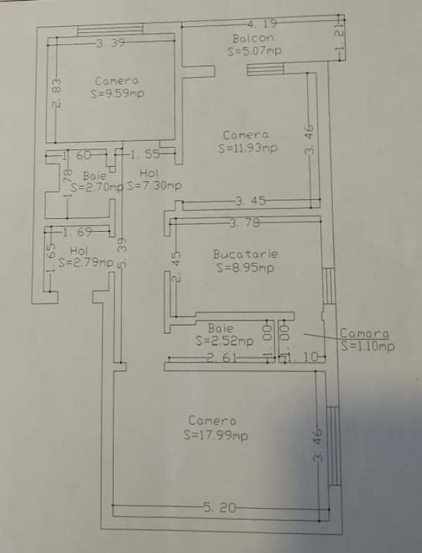 Apartament cu 3 camere pe Str. Sportivilor