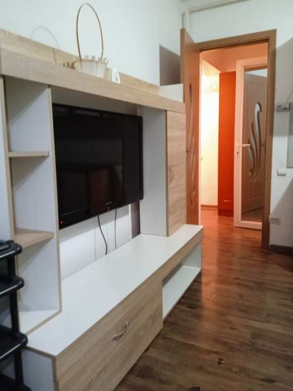 Apartament doua camere de închiriat