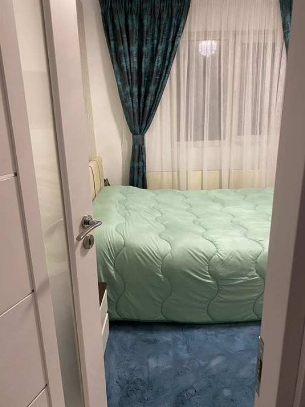 Vând apartament cu 2 camere central