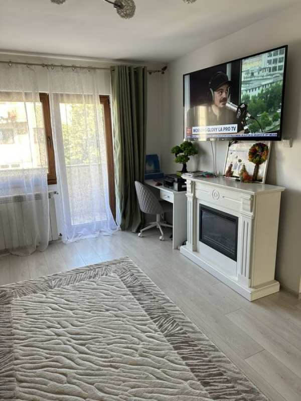 Inchiriere apartament 4 camere