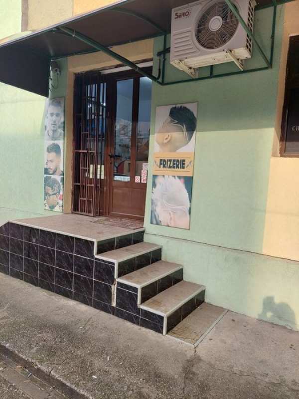 Spațiu comercial de închiriat