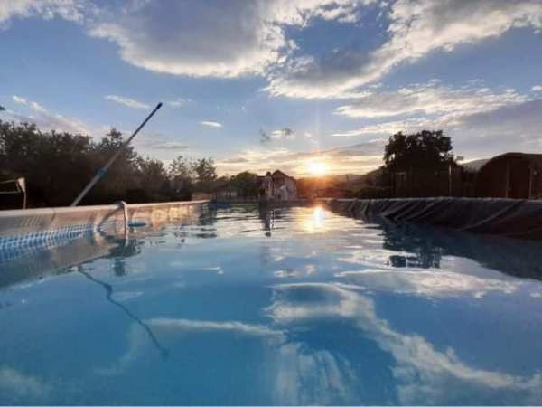 Pensiune Tg Jiu ATV Piscina Biliard Rafting Ping Pong