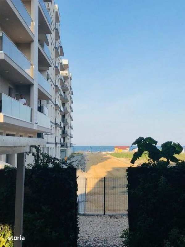 Apartament Cu Curte - Acces Direct La Plaja - Loc Parcare !