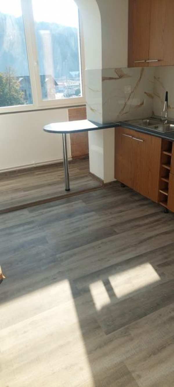 Apartament de închiriat în Vișeu de Sus vis-a-vis de spital
