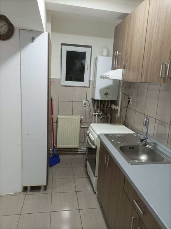 Apartament de închiriat