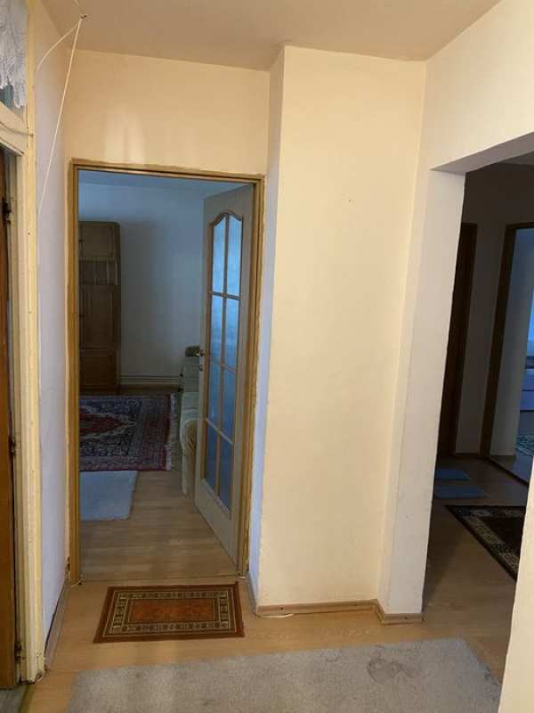 Apartament 3 camere, zonă liniștită