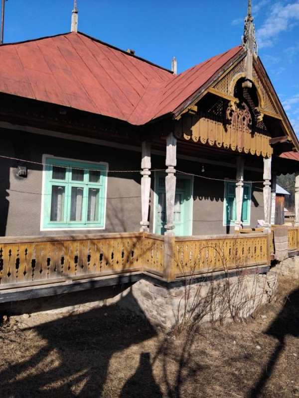 Închiriere teren și casa