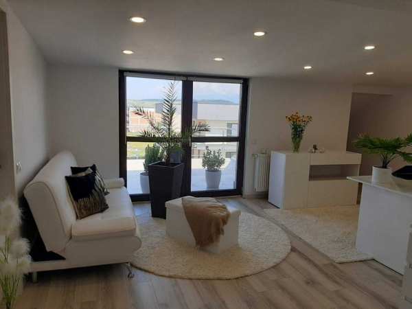Penthouse modern 6 camere, 160mp utili, Zona Pictor Brana Selimbar