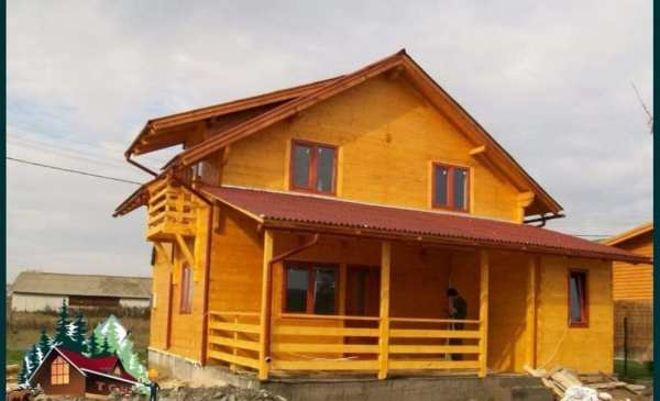Case si garaje pe structura metalica cabane din lemn