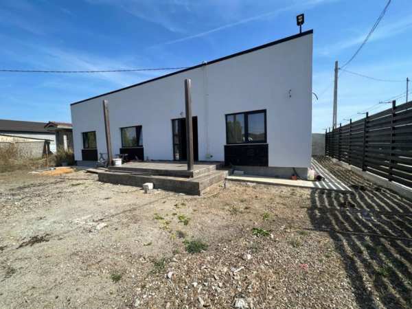 Casa de inchiriat Podari