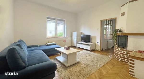 Apartament in casa cu acces la curte