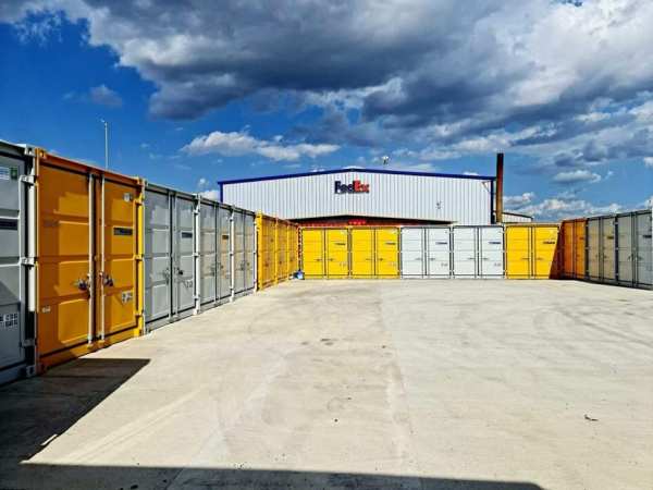 Boxa de inchiriat