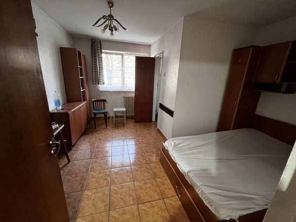 Garsoniera de inchiriat metrou Costin Georgian / Titan
