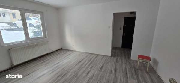 Apartament 2 cam semidecomandat Codlea/parter