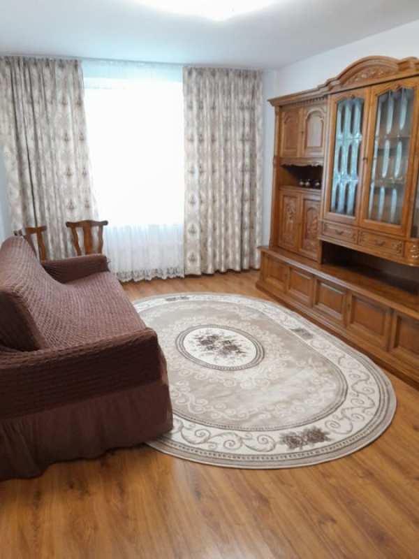 Inchiriez apartament 2dormitoare, Gura Humorului