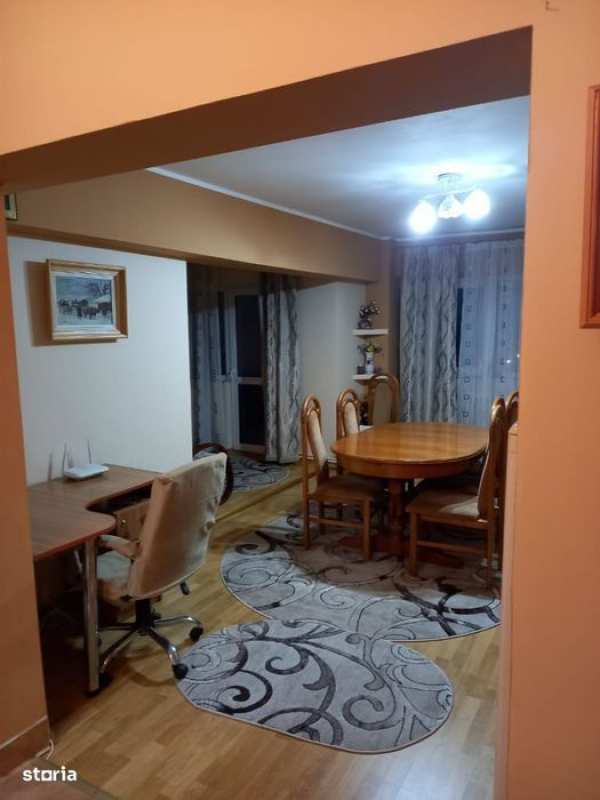 Apartament 4 camere Calea Nationala mai sus de Stadion