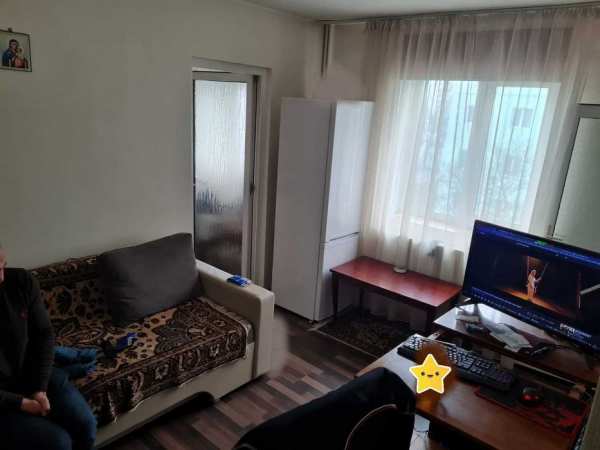 Primesc in GAZDA o pers.ap.2 cam. Complex 1 Trivale 700 util. incluse.