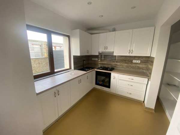 Se inchiriaza duplex