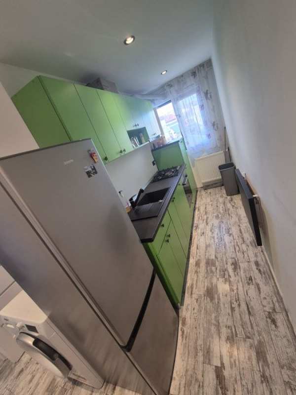 Închiriez apartamnet 2 camere