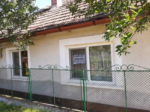 Casă de vânzare