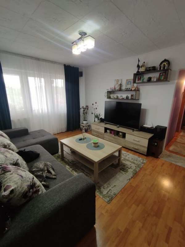 Apartament 3 camere
