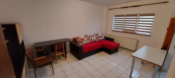 Garsoniera / Apartament de inchiriat Sebes central