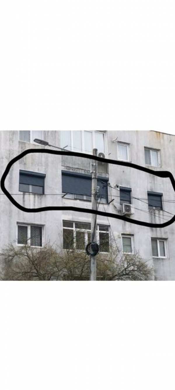 Apartament 3 camere  Turceni